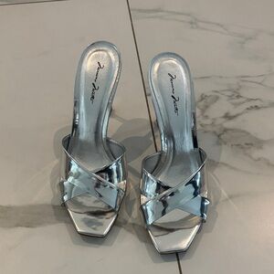 Massimo Matteo Metallic Silver Mules